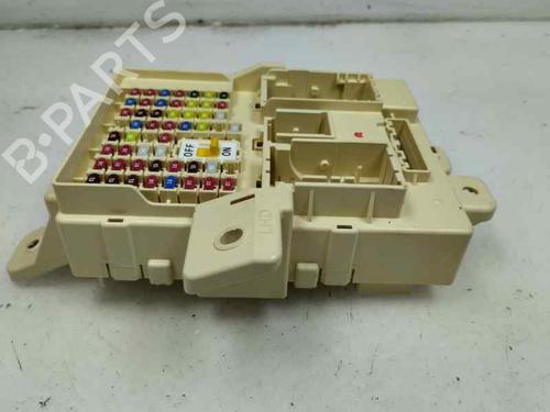 Used Fuse box Fuse box 21394681 21394681