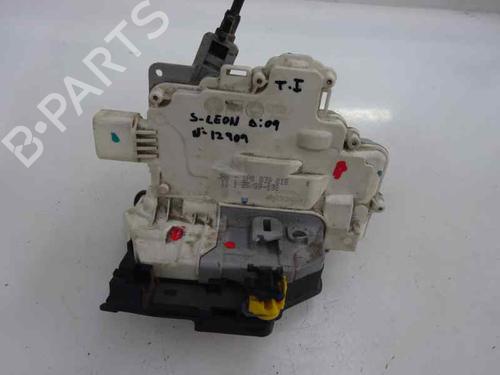 Venstre bagtil lås SEAT LEON (1P1) 1.4 TSI (125 hp) 3185055