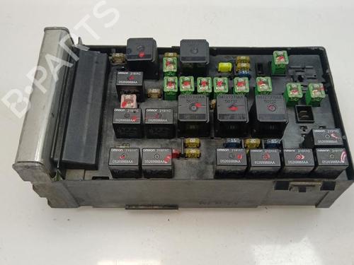 Used Fuse box Fuse box CHRYSLER VOYAGER IV (RG, RS) 2.5 CRD (141 hp) 35744166 35744166