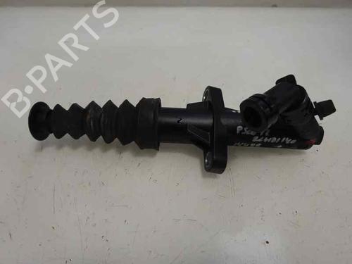 Used Clutch slave cylinder PEUGEOT 508 I (8D_) 2.0 HDi (140 hp) 14169591