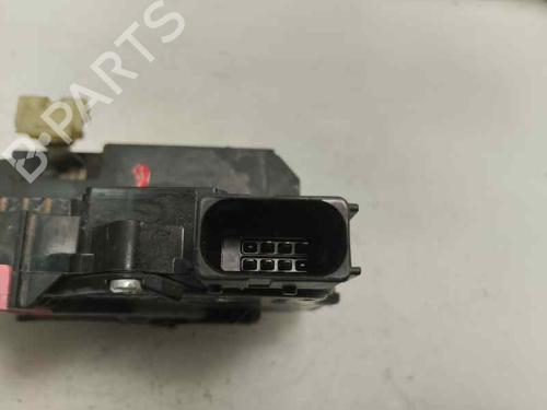 Højre bagtil lås OPEL CORSA E (X15) 1.4 (08, 68) (90 hp) 27479405