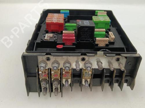 fuse-box-seat-leon-1p1-2005-2006-2007-2008-2009-2010-2011-2012-2013-35745113 main image