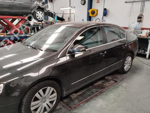 Front left interior door handle VW PASSAT B6 (3C2) 2.0 TDI | BP15506024I13 - Image 4