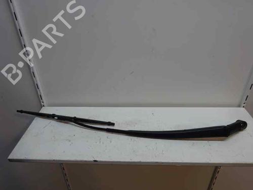 Used Front windshield wiper arm Front windshield wiper arm TOYOTA YARIS (_P9_) 1.4 D-4D (NLP90_, NLP90R) (90 hp) 3468986 3468986