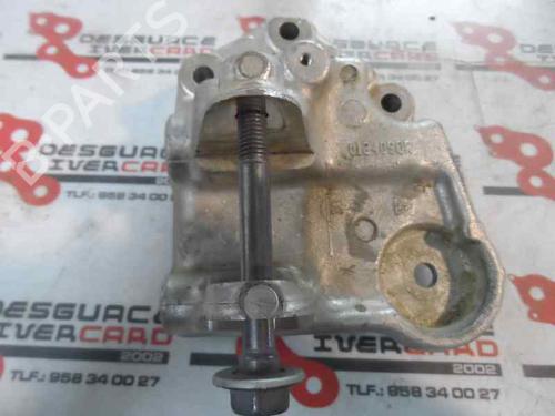 Used Engine mount Engine mount 8796735 8796735