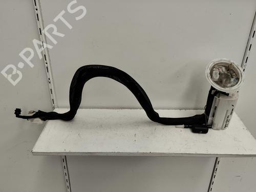 Used Fuel pump BMW 5 Touring (E61) 525 i (192 hp) 13315930