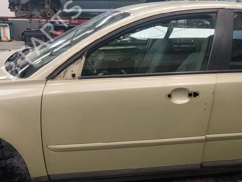 Used Left front door Left front door VOLVO S40 II (544) 2.0 D (136 hp) 35743905 35743905