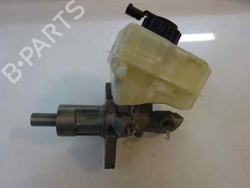 Used Brake master cylinder BMW 1 (E87) 118 d (143 hp) 1624099