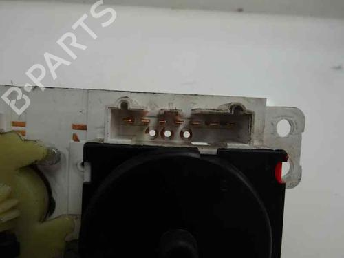 Used Climate control Climate control 9728728 9728728
