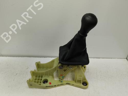 Used Gear lever KIA PICANTO III (JA) 1.0 (67 hp) 18313123