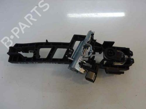 Used Front left interior door handle FORD FIESTA VI (CB1, CCN) 1.5 TDCi (75 hp) 3213574