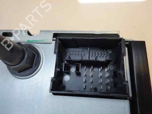 Used Radio Radio 1368229 1368229