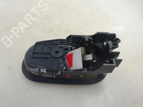 Used Front right interior door handle Front right interior door handle 10509170 10509170