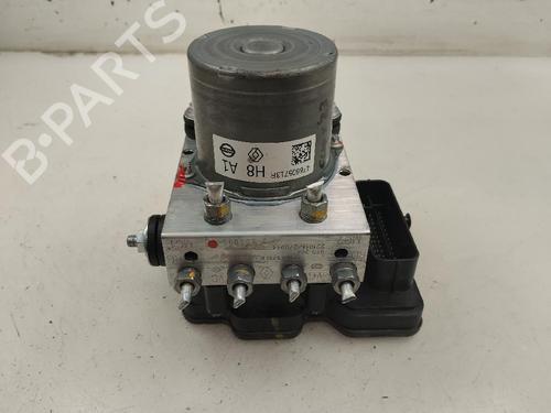 Used ABS pump RENAULT CLIO V (B7_) [2019-2025]  17573256