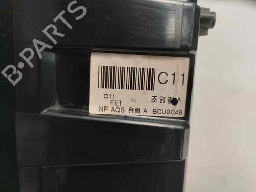 Used Climate control HYUNDAI SONATA V (NF) 2.0 CRDi (140 hp) 26506283