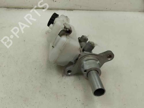 Brake master cylinder TOYOTA AURIS Estate (_E18_) 2.0 D-4D (ADE186_) | BP30541225M77