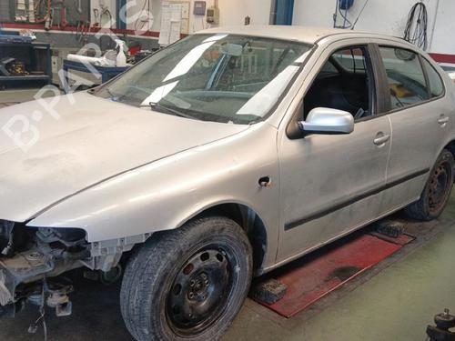 Used Parts SEAT LEON (1M1) 1.6 16 V 4747715
