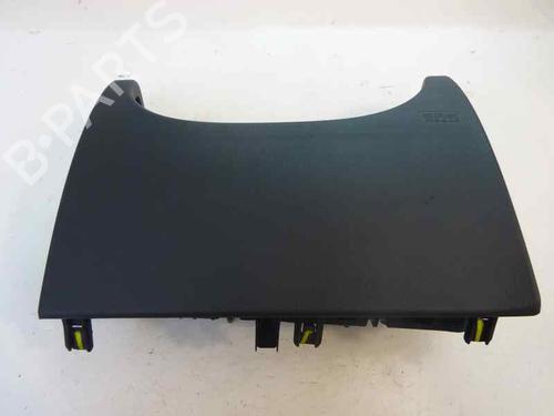 Used Driver airbag Driver airbag CITROËN C5 III (RD_) 2.0 HDi (RDRHD8, RDRHDJ, RDRHR8, RDRHRJ) (136 hp) 9370743 9370743