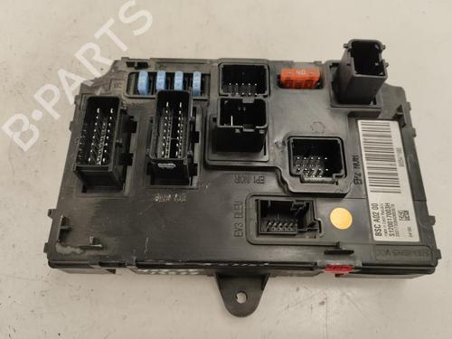 Used Fuse box PEUGEOT 407 (6D_) 2.0 HDi 135 (6DRHRH, 6DRHRE, 6DRHRG, 6DRHRJ) (136 hp) 13366091