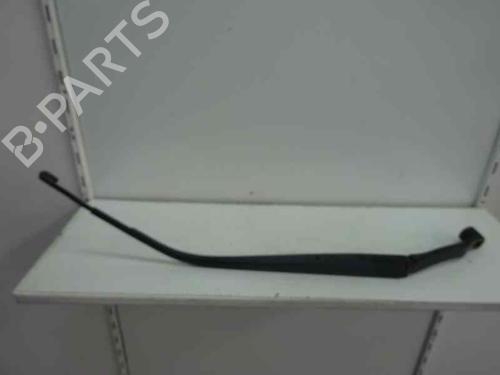 Used Front windshield wiper arm Front windshield wiper arm 9857058 9857058