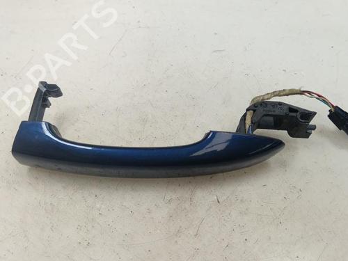 front-left-exterior-door-handle-renault-megane-iv-grandtour-k9amn_-2016-35741931 main image