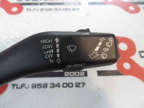 Used Steering column stalk SEAT LEON (1P1) 1.9 TDI (105 hp) 1339804