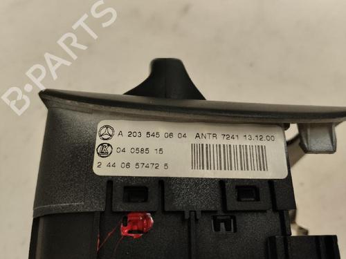 Used Headlight switch Headlight switch MERCEDES-BENZ C-CLASS (W203) C 240 (203.061) (170 hp) 15386496 15386496