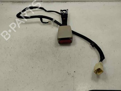 Used Seat buckle TOYOTA AVENSIS Saloon (_T25_) 2.0 D-4D (CDT250_, CDT250R) (116 hp) 31826810