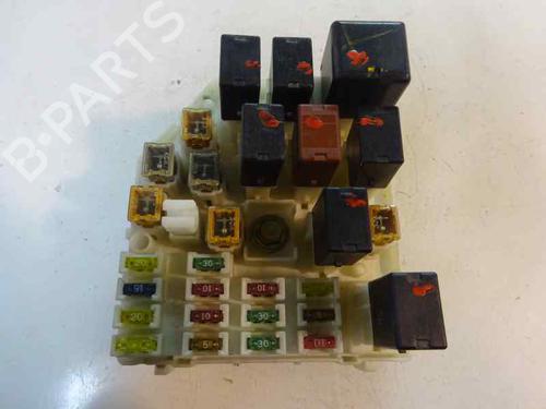 Sikringsdåse TOYOTA RAV 4 II (_A2_) [2000-2005]  6459791