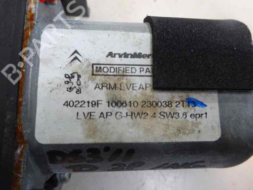 Rudehejsemotor forskærm højre CITROËN DS3 (SA_) 1.6 HDi 90 (92 hp) 6833850