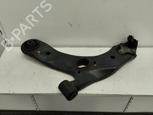 Used Left front suspension arm TOYOTA VERSO (_R2_) 1.6 (ZGR20_, ZGR20R) (132 hp) 13023868