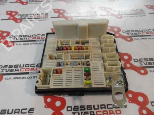 Used Fuse box Fuse box 585846 585846