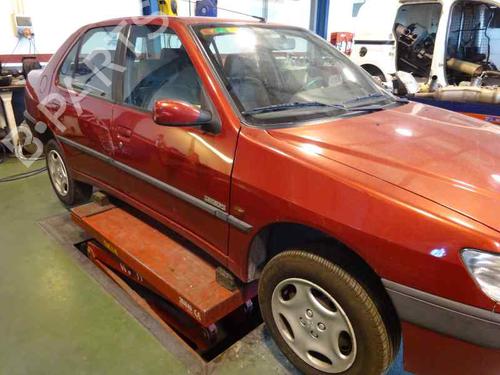 Washer pump PEUGEOT 306 Hatchback (7A, 7C, N3, N5)  | BP19483633E24 