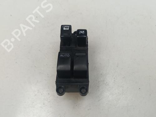 Venstre fortil elrude kontakt Venstre fortil elrude kontakt NISSAN ALMERA II Hatchback (N16) 2.2 dCi (112 hp) 39667454 39667454