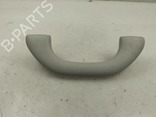 Venstre foran invendig håndtak VW PASSAT B6 (3C2) 2.0 TDI 16V (140 hp) 17707548