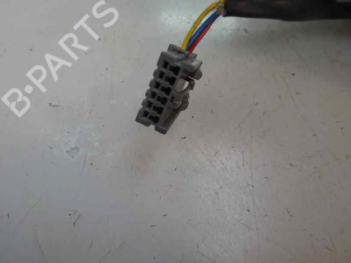 Bakspejl Højre NISSAN ALMERA II Hatchback (N16) 1.5 (98 hp) 6821681