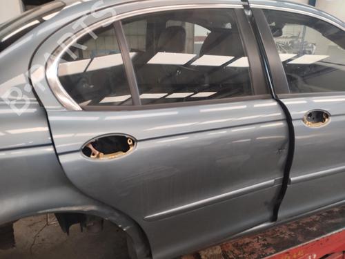 Dør højre bagtil JAGUAR X-TYPE I (X400) [2001-2009]  13499166