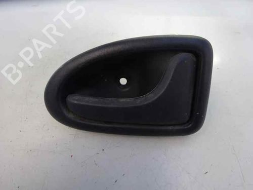 Used Rear right interior door handle Rear right interior door handle 6713685 6713685