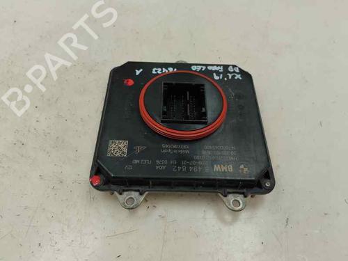 Phare droit BMW X1 (F48) sDrive 16 d (116 hp) 28023051