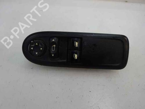 Venstre fortil elrude kontakt PEUGEOT 308 I (4A_, 4C_) [2007-2016]  8593164