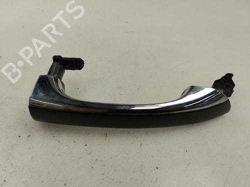 Used Front right exterior door handle Front right exterior door handle 17714242 17714242