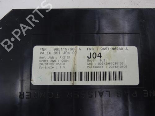 Fuse box PEUGEOT 307 SW (3H) 2.0 HDI 90 | BP10658390E1 