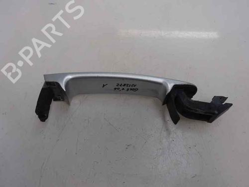 Used Front left exterior door handle Front left exterior door handle VW GOLF V (1K1) 1.9 TDI (105 hp) 3031896 3031896
