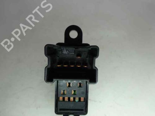 Used Right front window switch Right front window switch 4695469 4695469