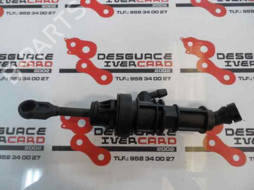 Used Clutch slave cylinder MITSUBISHI ASX (GA_W_) 1.6 MIVEC (GA1W) (117 hp) 14171946