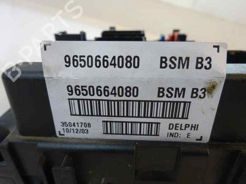 Used Fuse box CITROËN XSARA (N1) 2.0 HDi 90 (90 hp) 1562344