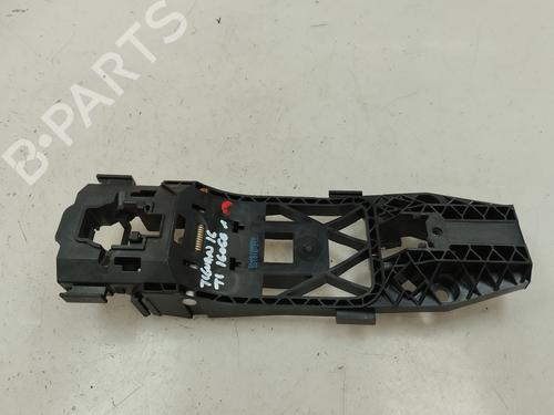 Used Rear left exterior door handle VW TIGUAN (5N_) [2007-2018]  19698711