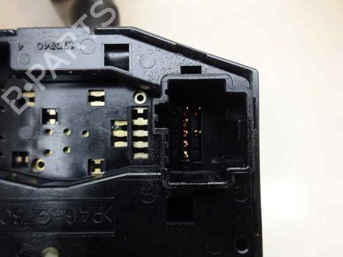 Used Steering column stalk FORD FOCUS C-MAX (DM2) 1.6 TDCi (109 hp) 1368222