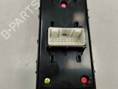Used Left front window switch KIA SPORTAGE IV (QL, QLE) 1.6 GDI (132 hp) 21394650