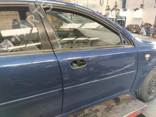 Porta frente direita Porta frente direita DAEWOO NUBIRA Saloon (J200) 1.6 (109 hp) 35740321 35740321